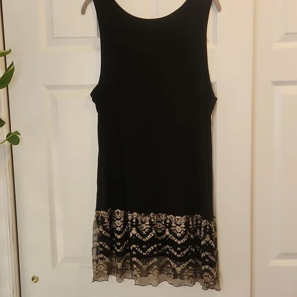 LOGO by Lori Goldstein Black and Cream Sleeveless Tunic - Picture 4 of 4